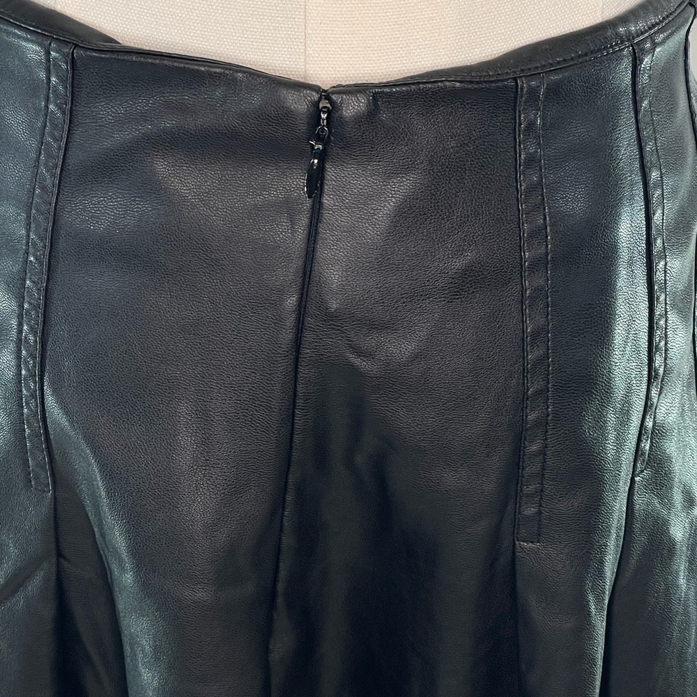 Natori Faux Leather Midi Skirt Black, 4 - Picture 9 of 9